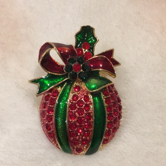 unbranded Jewelry - Christmas Holiday Crystal Ball Ornament Brooch Pin NWT unbranded 1.5x2”